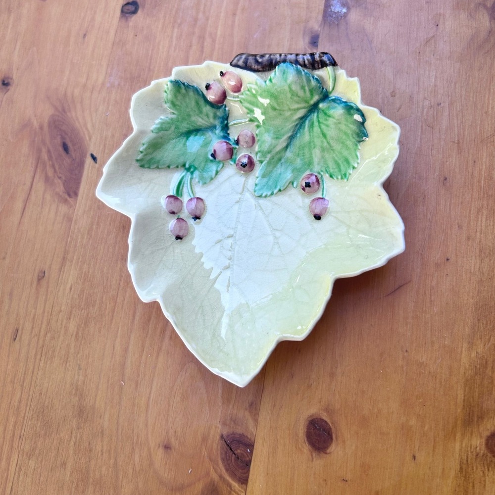 Vintage Leaf Dish Yellow‎ Red Currant Australian Design Ceramic Carlton Ware